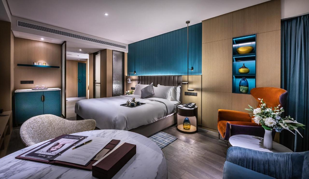 Guangzhou Elegant Hotel Exterior photo